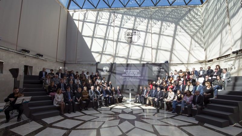Acto institucional ante la crisis humanitaria que se vive en Europa