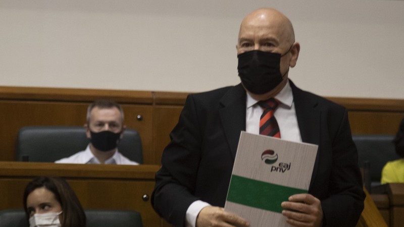 Pleno Ordinario en el Parlamento Vasco (24-03-2022)