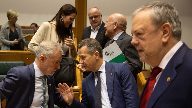 Pleno Ordinario en el Parlamento Vasco (06-10-2022)