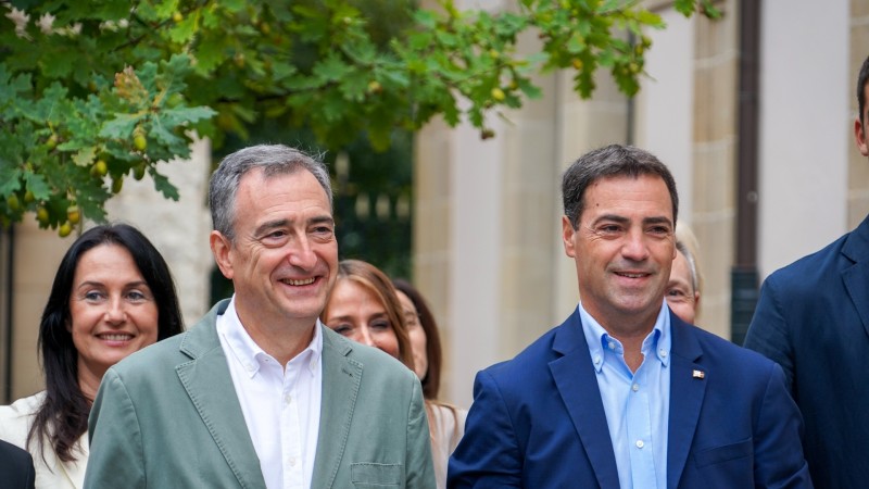 2026 09 16 Talde parlamentarioaren bilera Aitor Esteban eta Imanol Pradales Lehendakariarekin