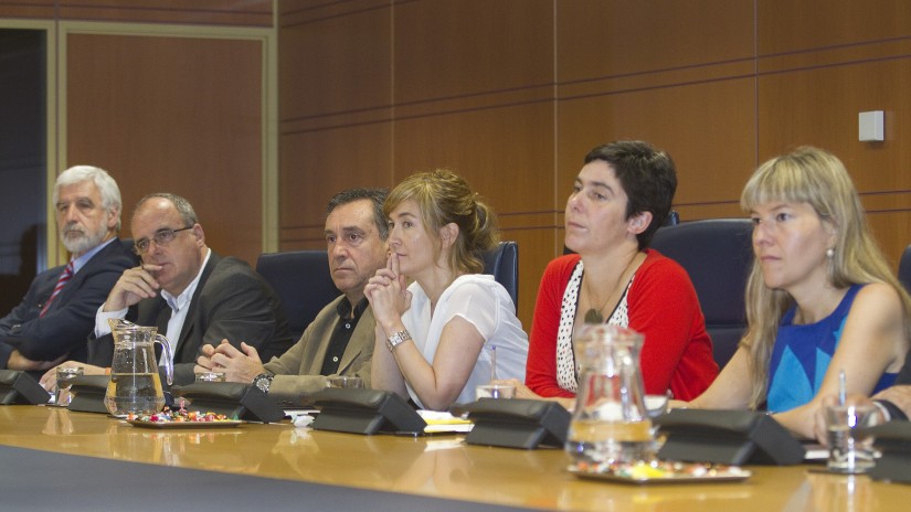 EAJ-PNV: “Hay que recuperar la negociación colectiva porque constituye la columna vertebral de las relaciones entre los sindicatos y los empresarios”