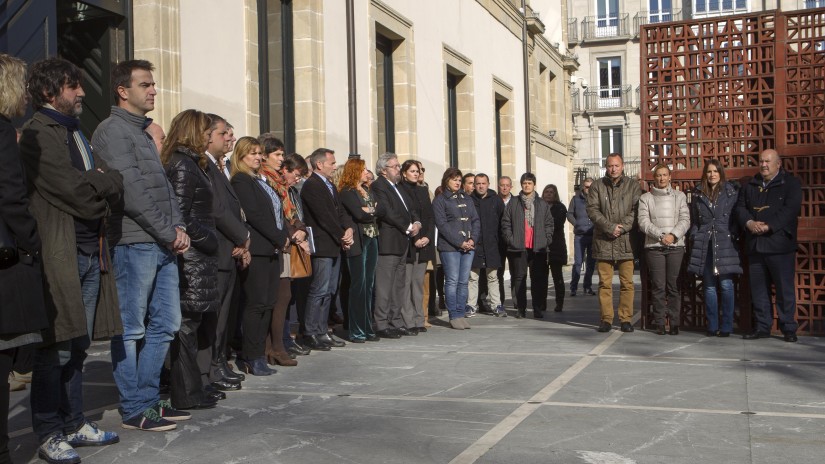 EAJ-PNV con las víctimas de París