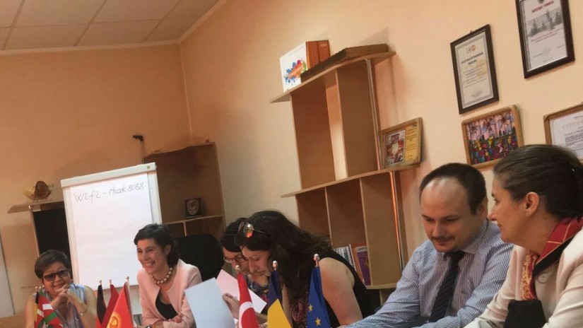 La parlamentaria jeltzale Amaia Arregi participa en un viaje de estudio a Kirguistán organizado por el Foro Parlamentario Europeo sobre población y desarrollo