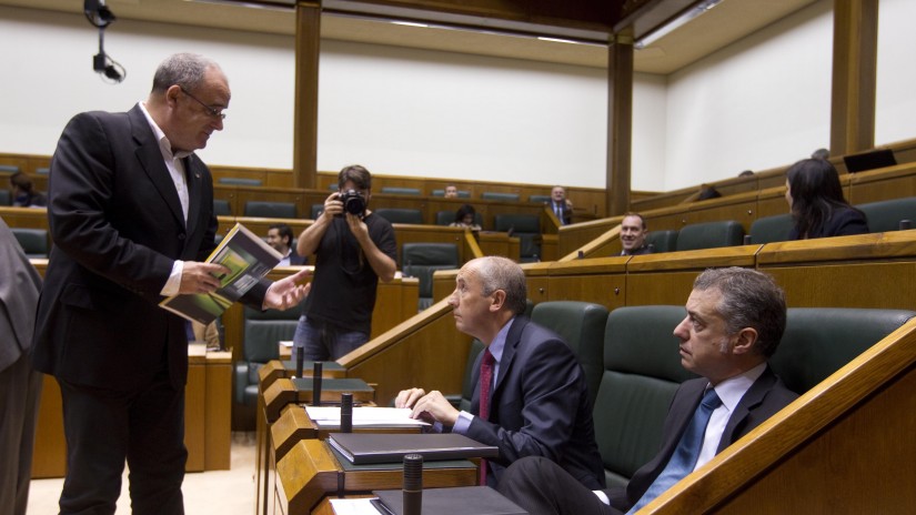 EAJ-PNV y PSE-EE registran en el Parlamento Vasco la proposición de ley de Transparencia y Participación ciudadana