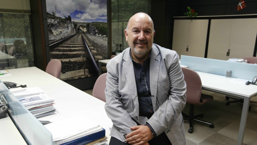 Iñigo Iturrate viaja a Colombia para analizar la situación de los Derechos Humanos y apoyar el proceso de paz