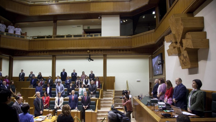 EAJ-PNV lamenta la negativa de EH Bildu en el Parlamento Vasco a condenar el ataque contra el domicilio de Mendia y sedes de partidos