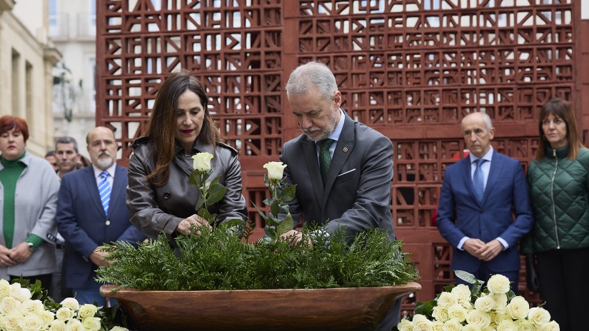 EAJ-PNV conmemora el Día de la Memoria exigiendo a quienes ejercieron o justificaron la violencia una autocrítica del pasado