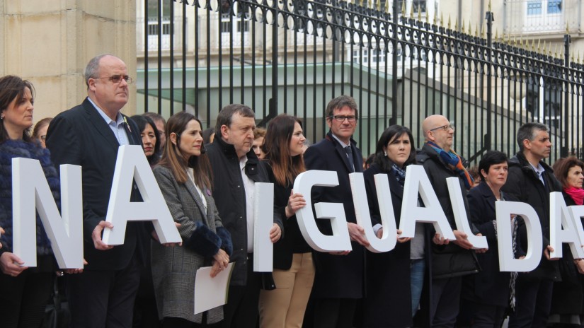 EAJ-PNV llama al trabajo diario de hombres y mujeres para avanzar hacia la consecución de una igualdad real