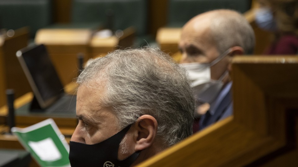 Pleno Ordinario en el Parlamento Vasco (27-04-2022)